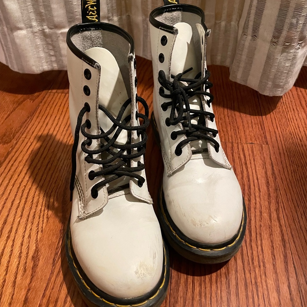 Dr Martens 1460 Womens Smooth White Leather Boots